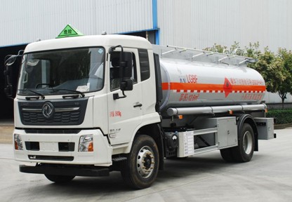 國(guó)六東風(fēng)天錦12.6方加油車(chē) 國(guó)六東風(fēng)天錦12.6方加油車(chē)